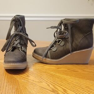 Women's Merona Wedge Hiker Boots, Olive, Size: 8